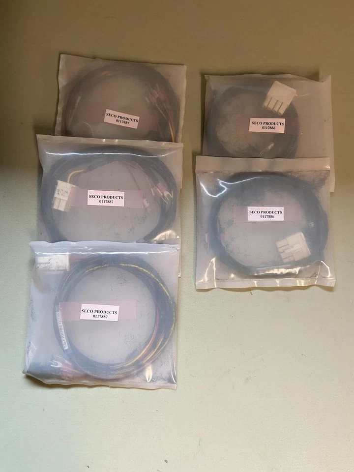 Lot  Molex Controllers (2) 4 Pin + (3) 6 Pin SECO 0117886 0117887 Wiring Harness - Image 1 of 2
