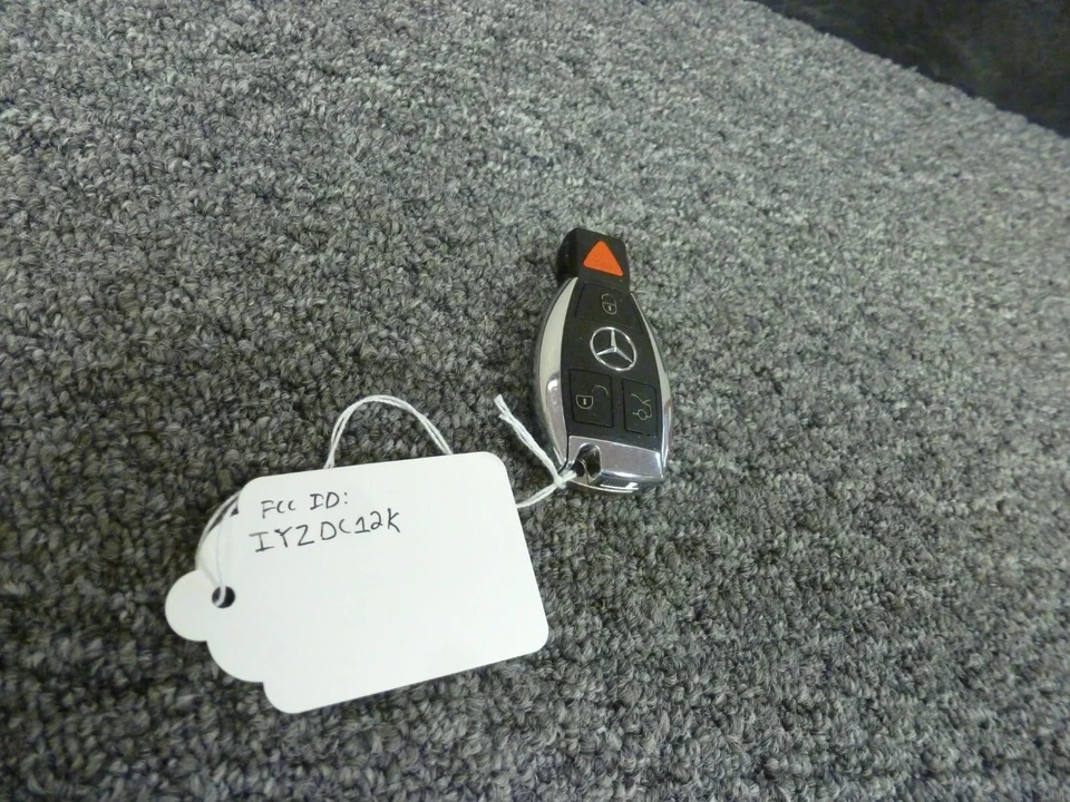 2015-2016 Mercedes Benz S S550 Smart Key Fob Keyless Entry Remote OEM 4Matic - Image 1 of 1