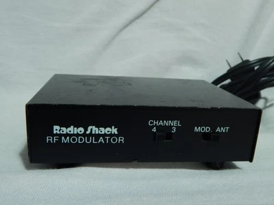 Radio Shack RF Modulator Indoor Use TV Video Audio Output Coaxial Convert. - Image 1 of 4