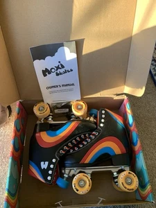 Patines Moxi Rainbow Rider Negro Arco Iris Rayas Talla 5 con Caja y Herramienta - Imagen 1 de 9