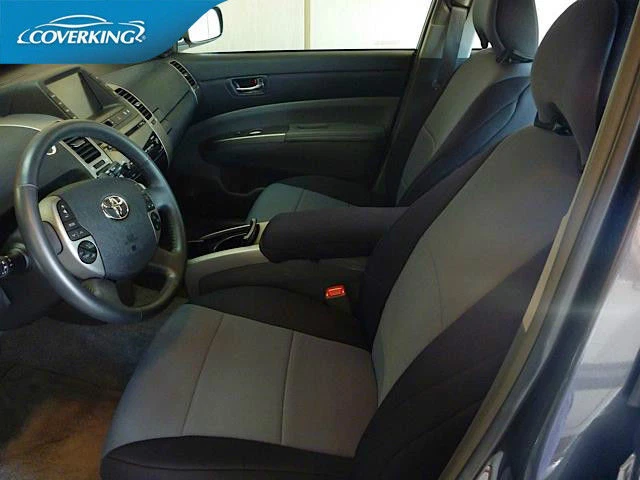 Fundas de asiento delanteras Toyota Prius C Coverking Neosupreme ajuste personalizado Foto 1 de 4