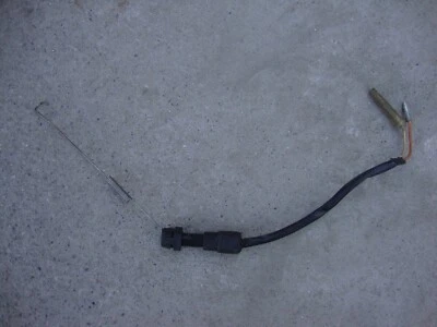 Interruptor de luz de freno trasero Suzuki GS-650 1982 fabricante original gs GZ 650 gs650G GS650GZ Foto 1 de 4