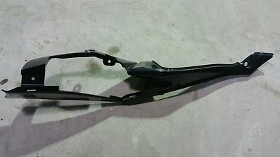 08 09 SUZUKI GSXR 600 750 CARENADO TRASERO DERECHO CUBIERTA PLÁSTICO 2008 2009 Foto 1 de 2