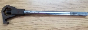 REDHEAD 107 Adjustable Hydrant Wrench - Picture 1 of 4