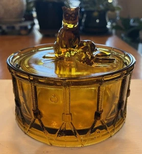 Vintage PORTIEUX VALLERYSTHAL Braunglas bedeckt Trommel mit Katze Schmuckschatulle - Bild 1 von 15