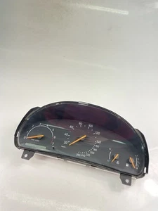 SAAB 9-5 YS3E Instrument Cluster Speedometer 5373857 28594768 - Picture 1 of 4