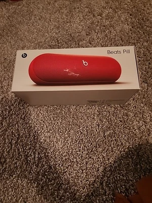 Beats Pill Red A3211 MWQW3LL/A High-Quality Sound Amplifier - Image 1 of 4