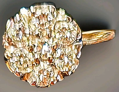 Vintage H.W. & Co. Size 8, 14k White Gold, .5 ctw 7 Diamond Floral Cluster Ring - Image 1 of 4