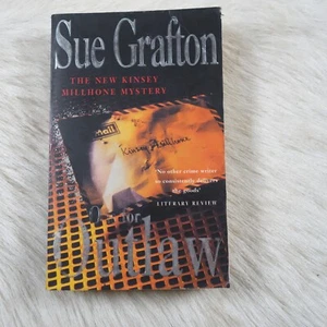 Sue Grafton O Is Outlaw - Picture 1 of 1