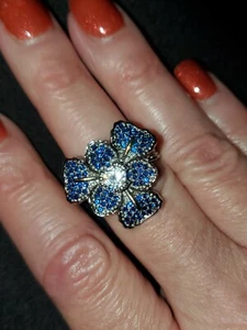 BOGO Size 8. NWT. Sapphire and diamonique flower ring. GEORGES - Picture 1 of 2