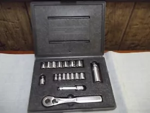 Juego de enchufes de accionamiento Craftsman de 1/4" y 3/8" USA TOOLS - Imagen 1 de 7