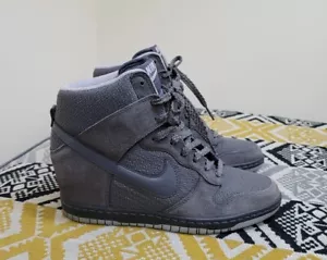 Nike Dunk Sky High Hi Wedge Damen-Turnschuhe Größe 6,5 EU 40,5 dunkelgrau - Bild 1 von 13