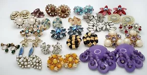 Vintage Earrings Lot 22 Pairs Lisner Sarah Coventry Coro Avon Tulips Clip-on - Picture 1 of 7