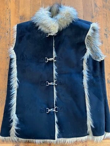 Sport Haley Black Faux Suede Vest Faux Fur Lining Silver Clasps Womens Sz Large - Picture 1 of 5