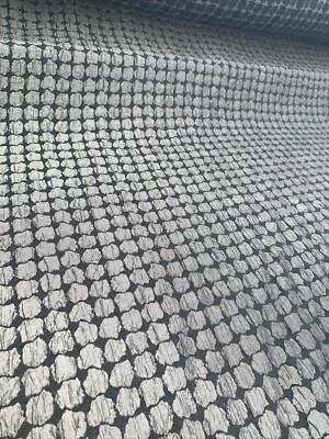 Tela viscosa de rayón de doble cara en peltre y tela negra Foto 1 de 4