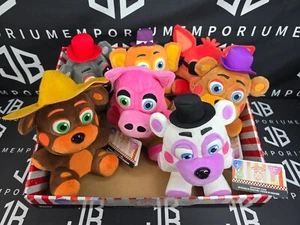 Lot: Five Nights at Freddy's Pizza Simulator Funko Plush - Picture 1 of 1
