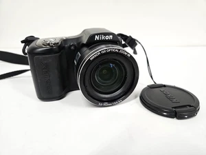 Nikon Coolpix L100 Digital Camera 15x Zoom 10MP Case - Picture 1 of 9