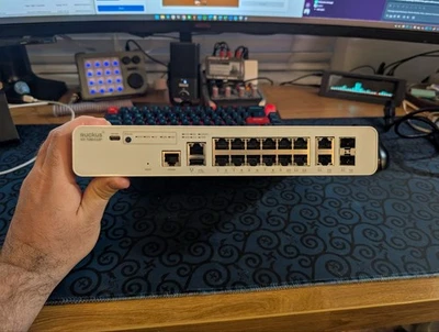 Ruckus ICX 7150-C12P 12-Ports Rack Compact PoE Switch FANLESS - Image 1 of 4