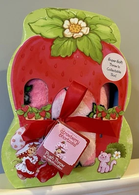 Клубничный шорткейк супер мягкий плюшевый плед 46 «x 60» с коллекционной коробкой - Изображение 1 из 4