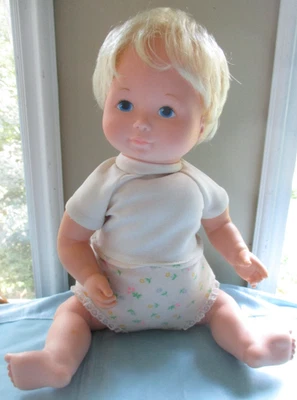 Muñeca Fisher Price My Baby Beth 17 pulgadas cuerpo suave 21200 vintage 1977 cabeza suelta Foto 1 de 4