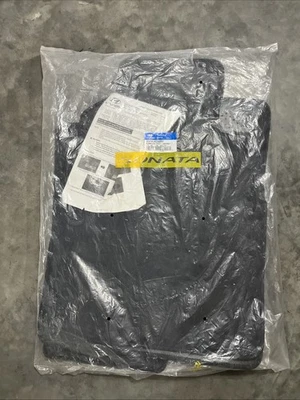 Alfombrillas alfombrillas originales Hyundai Sonata 3QF14 AC200RY - nuevas Foto 1 de 4