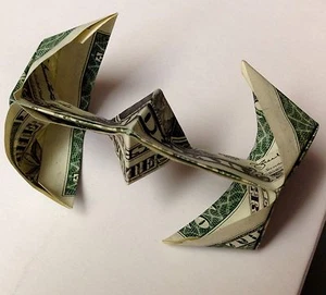 Billete de dólar real de Star Wars Tie Fighter origami dinero 3D regalo u adorno - Imagen 1 de 5
