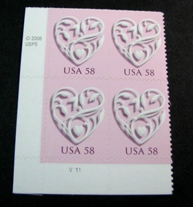 US Plate Block Stamp Scott# 4152 Heart with Pink Background  2007 MNH H275 - Picture 1 of 1