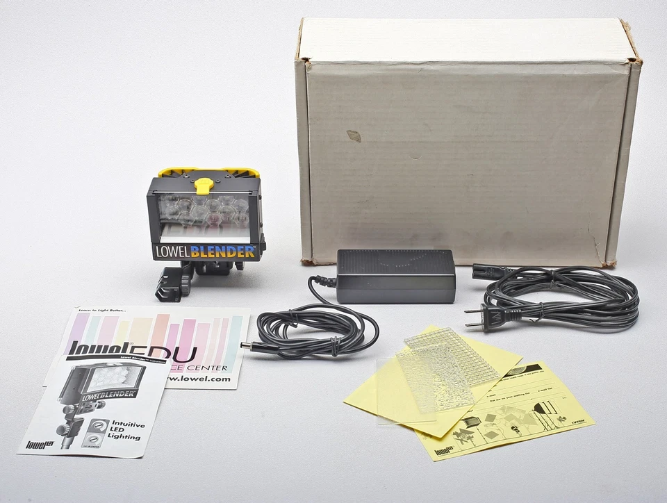 Lowel Blender BLN-10 LED dimmable tungsten/daylight 2800ºK-6000ºK Light+MINTy - Image 1 of 4