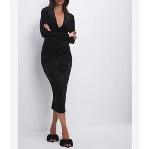 Vestido midi de terciopelo negro con cuello profundo Good American nuevo con etiquetas - XL - Imagen 1 de 6