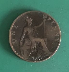 1898 One Penny Queen Victoria British Coin Great Britain 1d - Picture 1 of 2