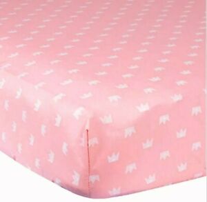 GERBER PRINCESS COTTON CROWN FITTED CRIB SHEET IN PINK.