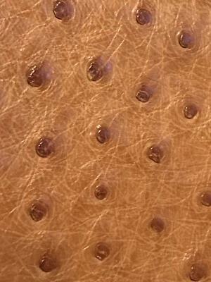 Portamonete quadrato in pelle di struzzo cognac o marrone anni 80 design vintage chiusura a scatto - Immagine 1 di 4