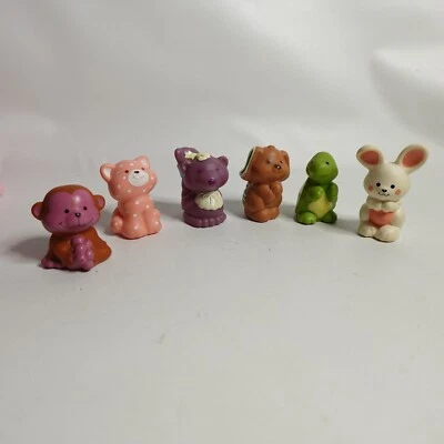 Vintage 1981-82 Kenner Strawberry Shortcake Animal Mini Figures Lot of 6 - Image 1 of 4