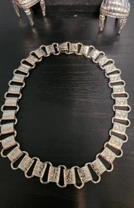 Collar Gargantilla Vintage Firmado CORO Cepillado y Pulido Tono Plata 15" - Imagen 1 de 5