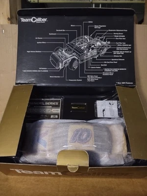 Johnny Benson #10 Valvoline 2001 1/24 equipo calibre propietarios fundido a presión dorado Foto 1 de 2