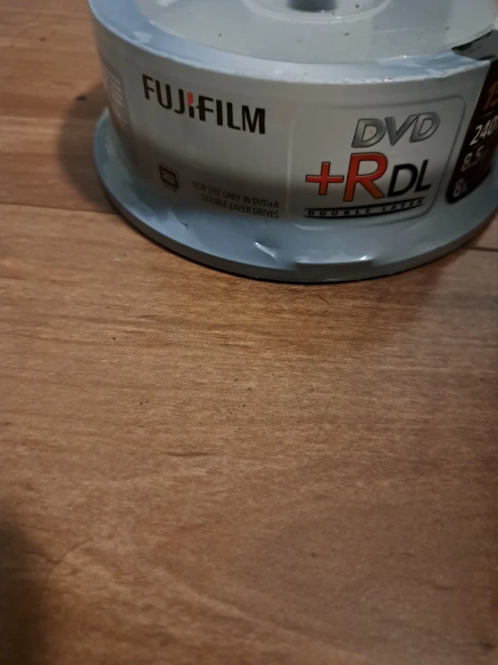 Fujifilm DVD +RDL (15 Discs, 240min/8.5gb/2.4x) BRAND NEW - Image 1 of 1
