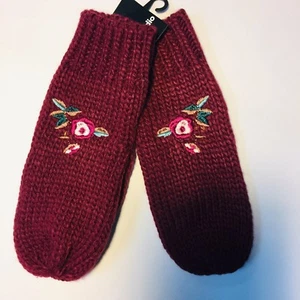 Envision Studio Mittens Berry Red Maroon Knit Embroidered One Size New $25.99 - Picture 1 of 8