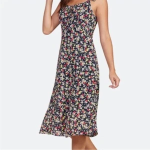 Cupcakes and Cashmere Hailey Midi Dress Floral Navy Size 8 - Picture 1 of 6