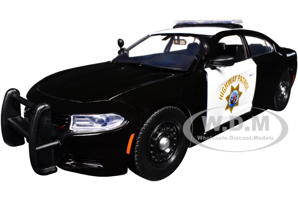 2023 DODGE CHARGER PURSUIT POLICE "CHP" BLACK & WHITE 1/24 MODEL MOTORMAX 76807