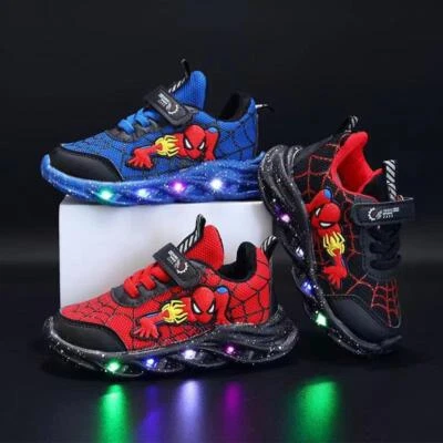 Niños LED Spiderman Zapatos Niños Niños Regalo Tenis Iluminación Intermitente Entrenadores Foto 1 de 4