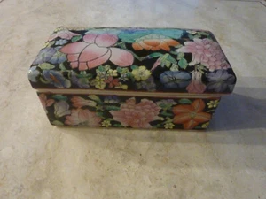 Hand Painted Porcelain Trinket Box - Bild 1 von 5