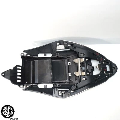 BANDEJA BATERÍA TRASERA APRILIA TUONO V4R 11-16 CARENADO TRASERO TRASERO Foto 1 de 4