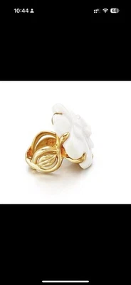 Chanel Camellia Carved White Agate Flower 18k Yellow Gold Ring Size 4.75 - Image 1 of 4