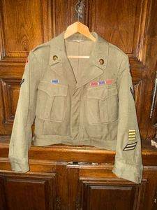 Blouson / veste militaire vintage pour reconstitution historique insigne réf M69 - Picture 1 of 8