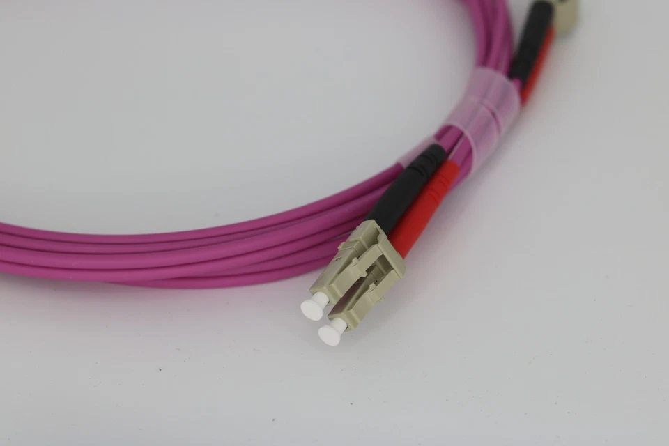 Duplex LWL Patchkabel LC/LC LC/UPC OM4 lila Glasfaser LSZH 2.8mm NEU 1m-15m - Bild 1 von 1