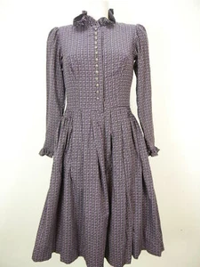Handarbeit lila hochgeschloßen mit Rüschenkragen prima Dirndl ohne Schürze Gr.40 - Bild 1 von 6