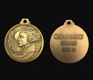 Vintage 80s/90s Month Medal of Sport Council Zone 14 Milan - Picture 1 of 7