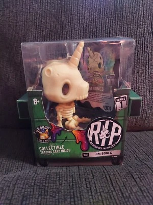 Arco Iris En Piezas Jim Bones 001 Serie 1 Dead Zombie Unicorn NUEVO en Caja Foto 1 de 2