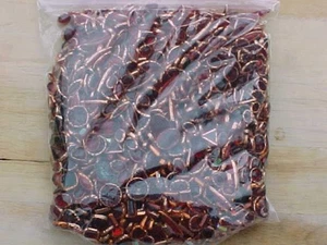 Joyas de gemas de color rojo forradas de cobre de 2,6 libras diferentes tamaños - Imagen 1 de 1