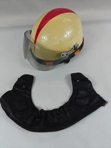 Vintage WORLD FAMOUS 505 Motorcycle Racer / Scooter HALF HELMET Japan Red White - Foto 1 di 10